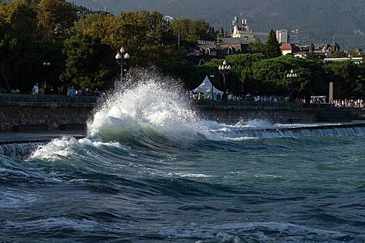 На Крым обрушился шторм