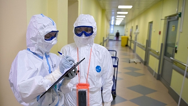 В России за сутки умерли 590 человек с коронавирусом