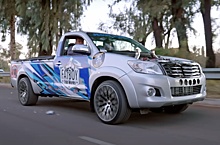 Посмотрите на пикап Toyota Hilux с битурбомотором V12