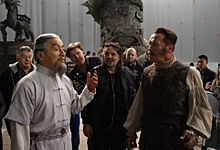 Джеки Чан против Арнольда Шварценеггера в трейлере «Железной маски»