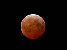 Россиянам пообещали кровавую Луну