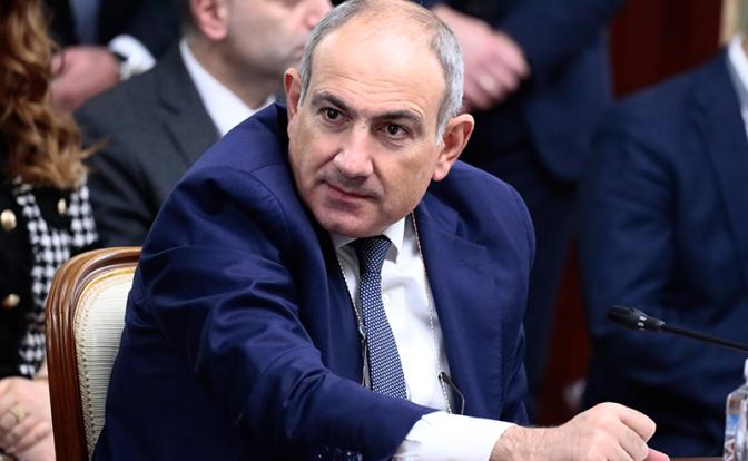 Константин Затулин: Не стоит принимать жесты Пашиняна за чистую монету, сейчас он мечется