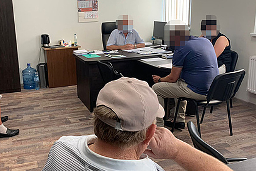 В Киеве силовики продолжили проверки департаментов городской власти
