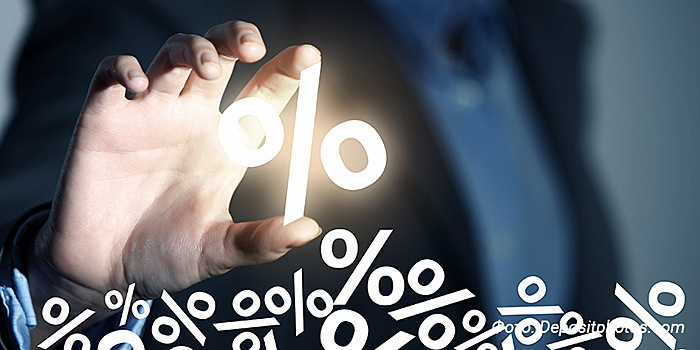 Максимальная ставка топ-10 банков по рублевым вкладам осталась на самом низком в истории уровне