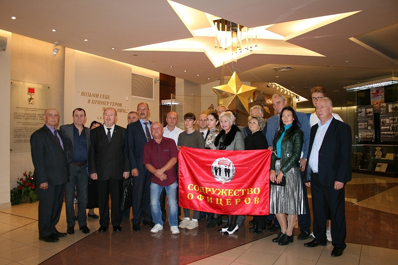 В Музее Героев отметили 95-летие со дня рождения Героя Советского Союза Владимира Пикалова