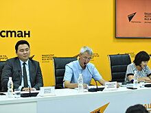 Фото с пресс-конференции о деятельности аэропортов Кыргызстана