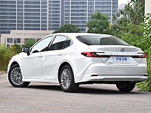 В Россию привезли Toyota Camry 2025 года