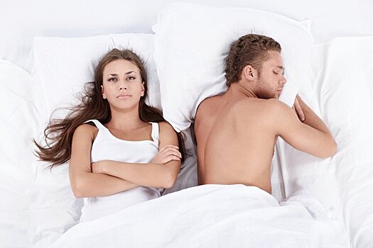 У партнеров, спящих порознь, секс лучше?