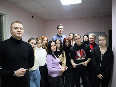 «Студенческий десант» посетил Экспертно-криминалистический центр УМВД России по Мурманской области