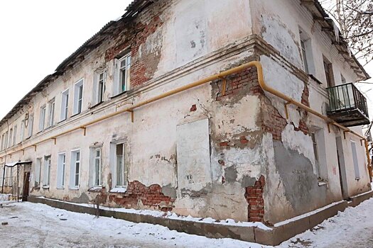 Жильцы аварийного дома на Северо-Садовой, 6 живут с открытыми кранами