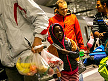 Австрия и Германия уступили натиску мигрантов