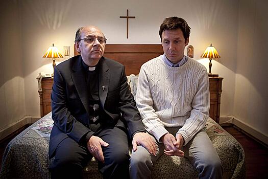 «После он посылал меня на исповедь». Чилийский священник десятилетиями насиловал послушников