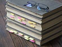 Популярная юмористка поделилась мечтой о доме с библиотекой