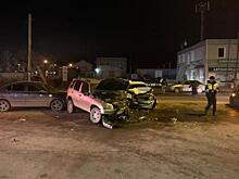 В Кировском районе Самары столкнулись три легковушки