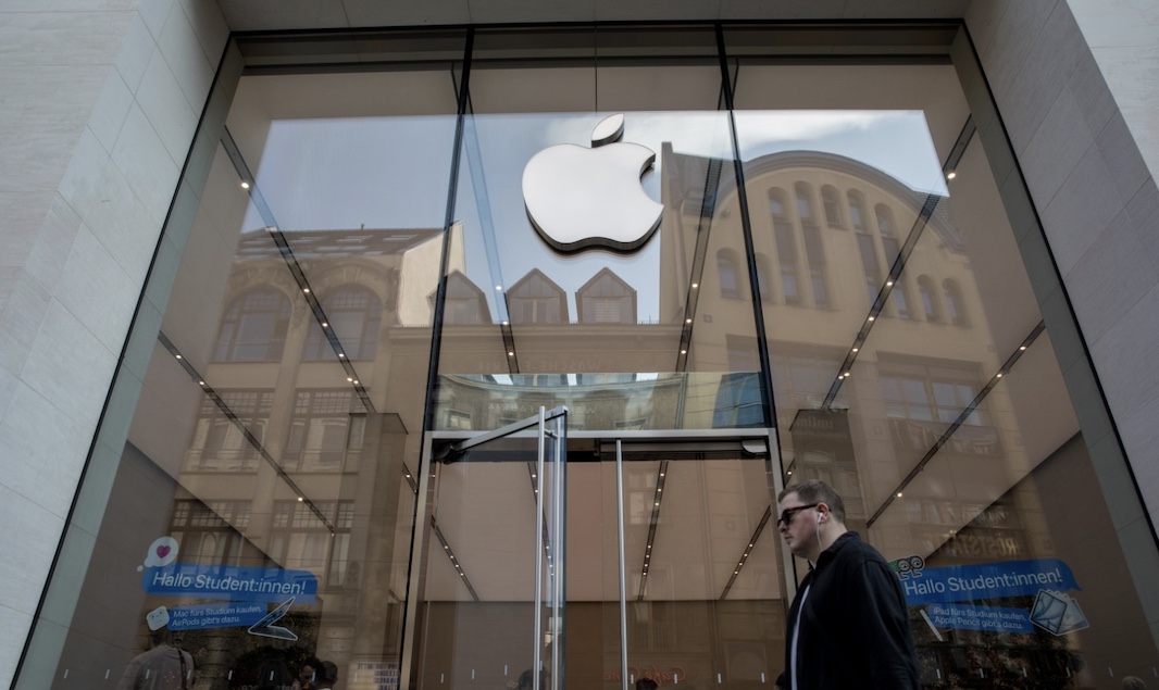 Apple не станет показывать новые модели iPhone 10 сентября