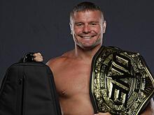 Анатолий Малыхин стал двойным чемпионом ONE FC и заявил о походе за третьим поясом