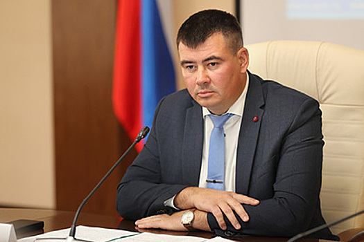 Замглавы российского региона получил дело за госконтракт на два миллиарда рублей