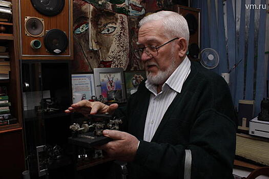 Ключи к общению: 80-летний москвич Валерий Пахомов чемпион по радиоспорту