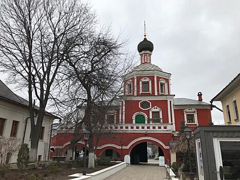 Паломники совершили поездку в Зачатьевский монастырь
