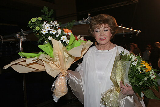 «Виделись с ней два дня назад»: Броневицкая рассказала о состоянии 88-летней Эдиты Пьехи