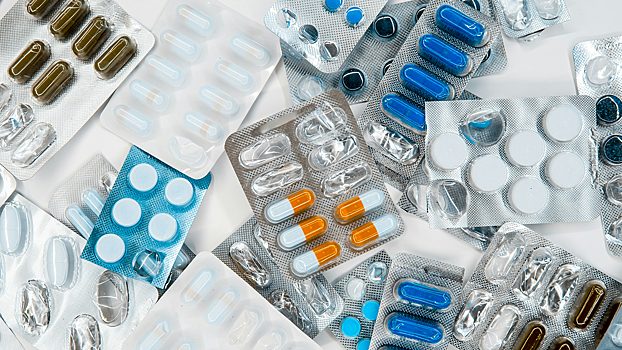 Россиянам объяснили, какие лекарства запрещено провозить в самолёте