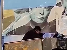 Фото Илона Маска убрали с билборда со знаменитостями в Одессе