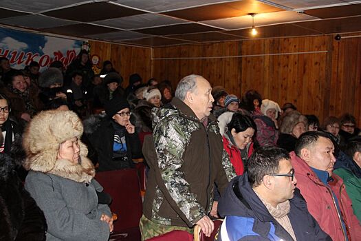 Жителей села Колымское интересуют вопросы транспортного обслуживания и ЖКХ