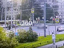 360.ru: водитель Audi Q5 сбил подростка в Петербурге