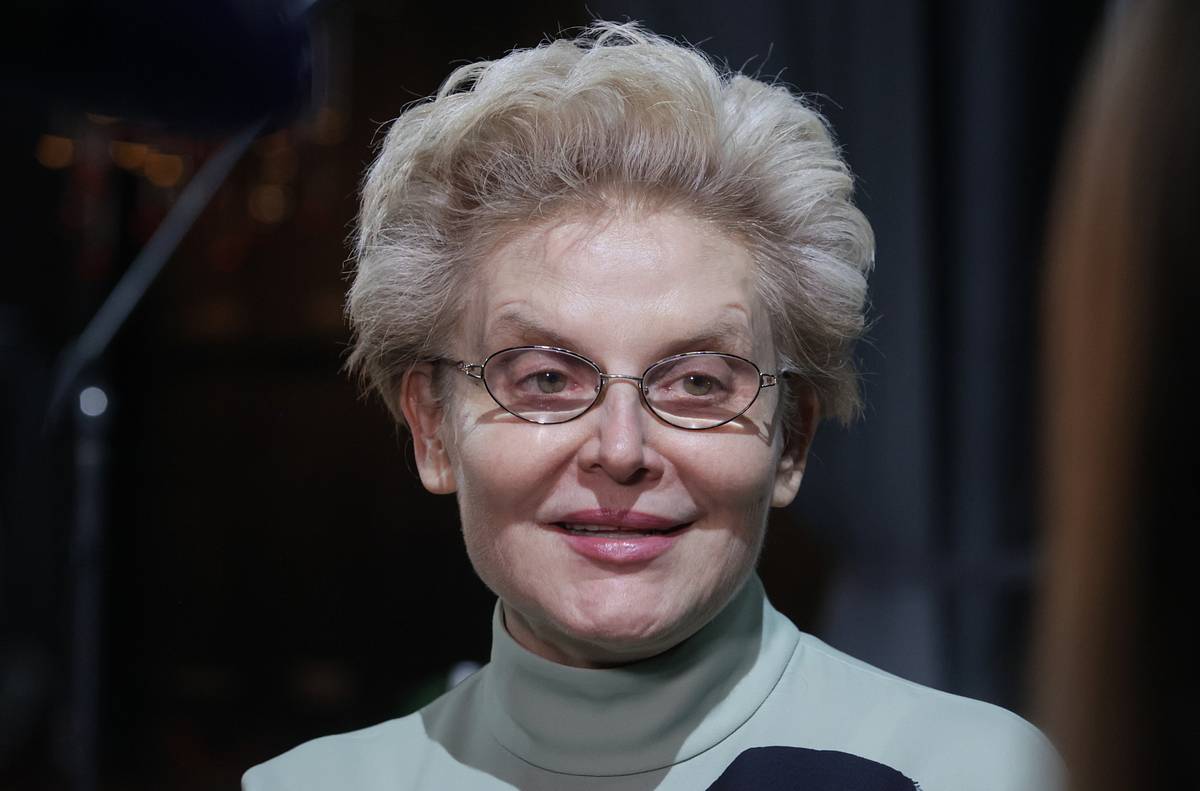 Малышева дала совет семьям алкоголиков