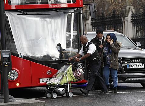 Полиция проверяет версию о причастности ИГ к теракту в Лондоне