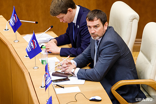 Свердловский депутат назвал коллег «мерзкими людьми». Он обвинил Ковпака в подкупе