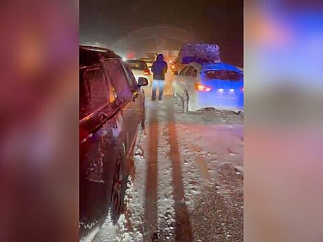 ДТП с участием 14 автомобилей на трассе М-4 "Дон" произошло из-за снегопада