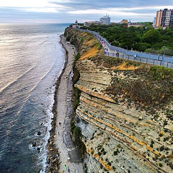 В Анапе запретили купаться в море.