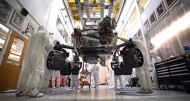 NASA поставило новый марсоход на колеса