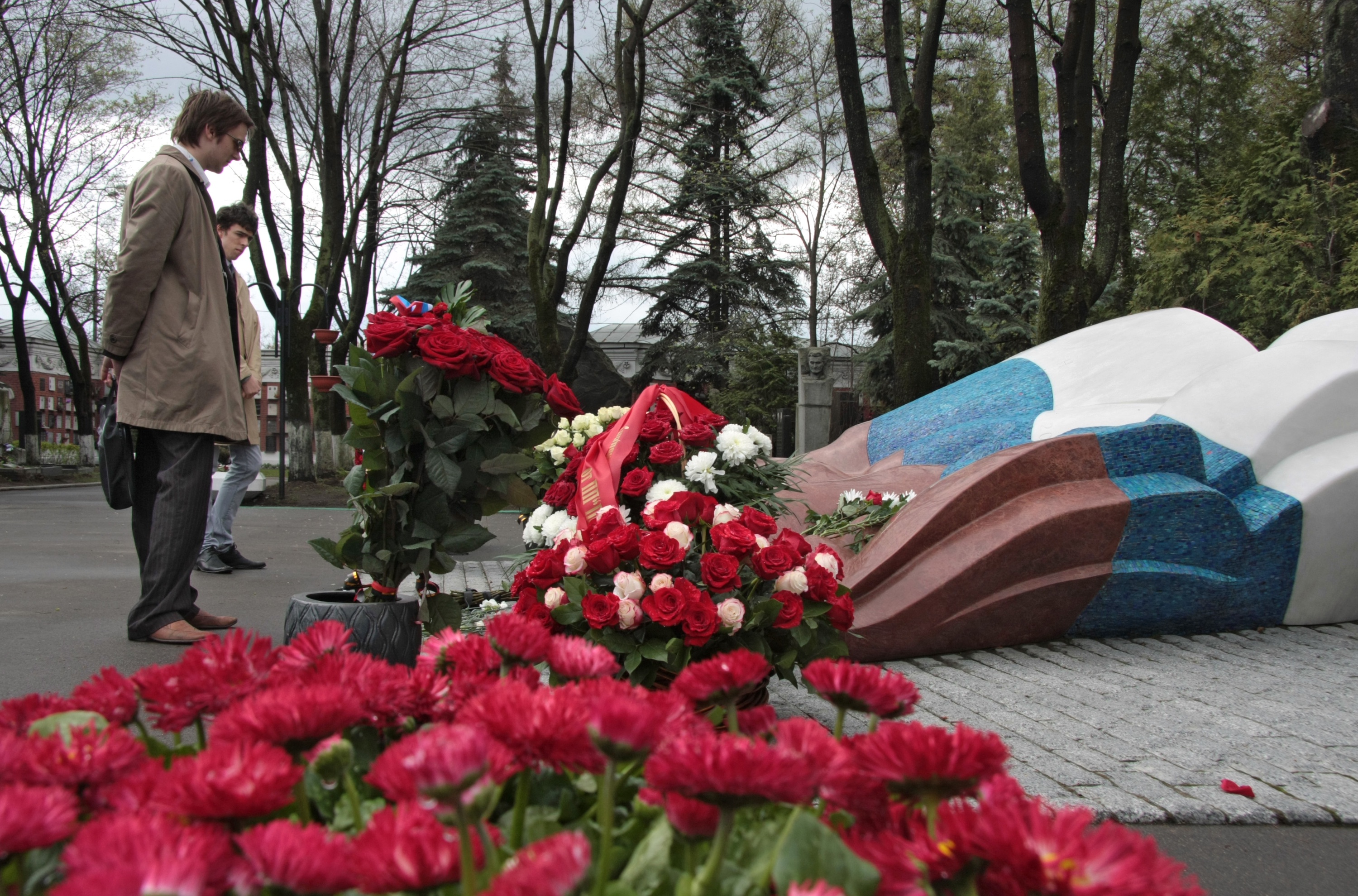 95 лет Борису Ельцину: биография, путь к власти и цена перемен