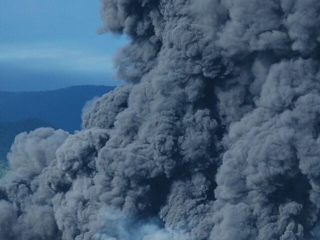 МЧС РФ наращивает силы для ликвидации ЧП в Туапсе