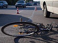 В Балакове школьник на велосипеде попал под колеса женщине-водителю на набережной Леонова