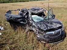 В Башкирии при обгоне столкнулись два автомобиля, есть пострадавшие