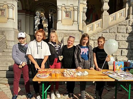 На ЮБК прошла Всекрымская благотворительная акция "Белый цветок"