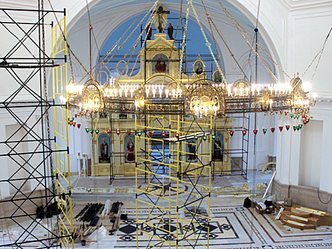 В Спасском соборе установили центральный хорос и начали монтаж иконостаса за 60 млн. рублей