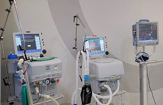 В больницы Свердловской области поступило ещё 80 аппаратов ИВЛ