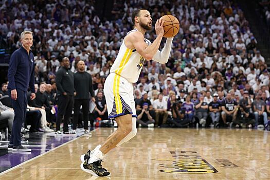 «Он может не выдержать прессинг». Скип Бэйлесс – о Стефе Карри в дуэли с Сабриной Ионеску