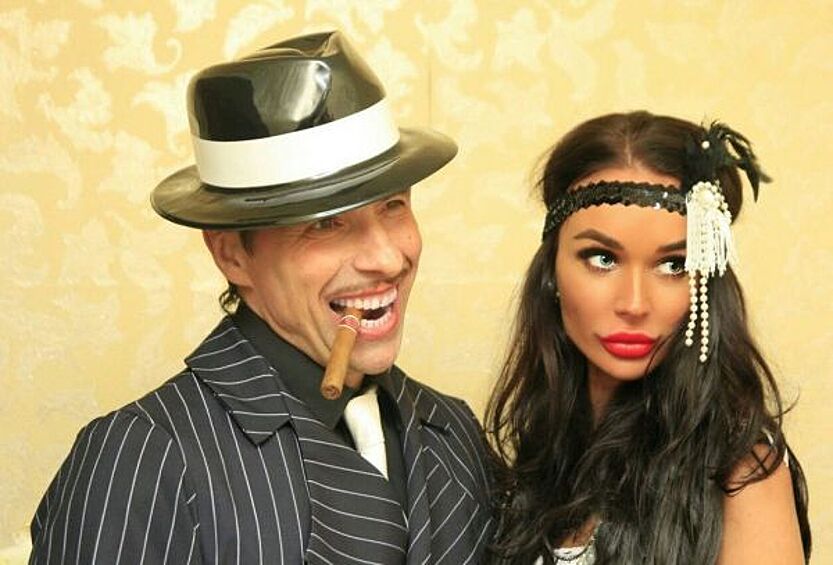  У Шерстобитова есть группа  «ВКонтакте»,  сайт и Instagram-аккаунт, на который подписались более пяти тысяч человек. Аккаунт закрыт, некоторые фото опубликовало  издание Medialeaks. Там есть снимки из жизни до тюрьмы и из колонии, каждый из них сопровождается цитатой. Кроме того, Шерстобитов стал поэтом, его стихотворения  публикуются на портале stihi.ru. Страницы в соцсетях ведут родные и друзья Леши Солдата. 