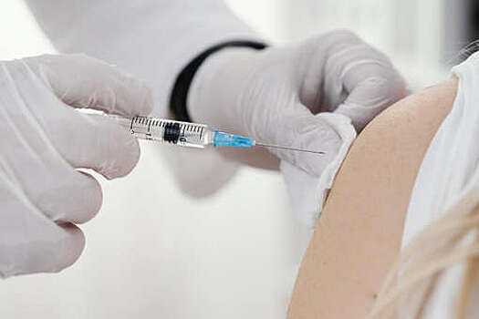 Более 2,1 млн человек сделали прививку от гриппа в Подмосковье