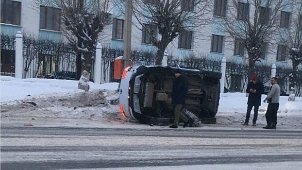 На Солнечной перевернулась «Киа»