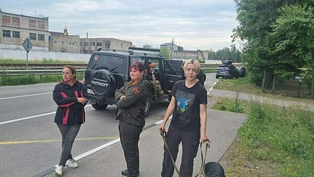 Заплакал, увидев жену: калининградские поисковики случайно встретили и спасли заблудившегося мужчину с потерей памяти