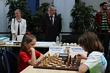 Женская команда шахматной школы им. Ботвинника победила француженок в товарищеском матче