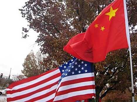 Торговая война США и Китая: 7 компаний в зоне риска