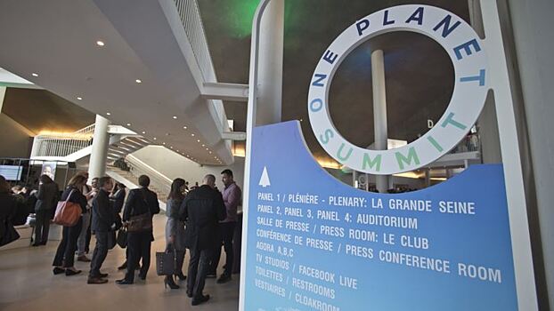 Участники саммита в Париже обсудили меры по борьбе с изменением климата