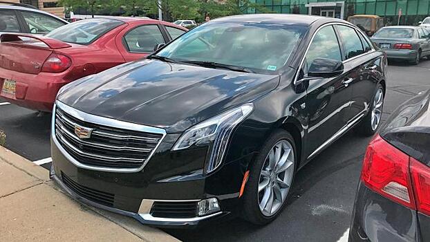 «Живые» фото обновлённого седана Cadillac XTS